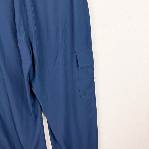 Athleta Navy High Rise Cargo Pants Workout Casual Size 12 Tall - Picture 5 of 7